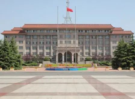 青島市城陽區(qū)人民政府會(huì)議室